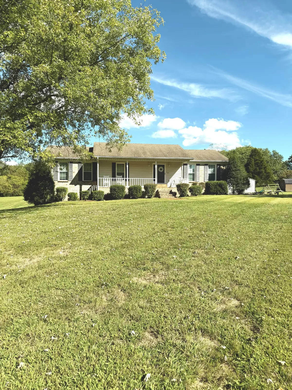 356 Lee Rd, Cottontown, TN 37048 - Image #1