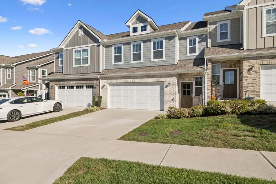 2042 Township Dr, Franklin, TN 37064 - Image #2