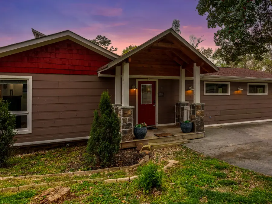 812 Starlight Ln, Kodak, TN 37764 - Image #2