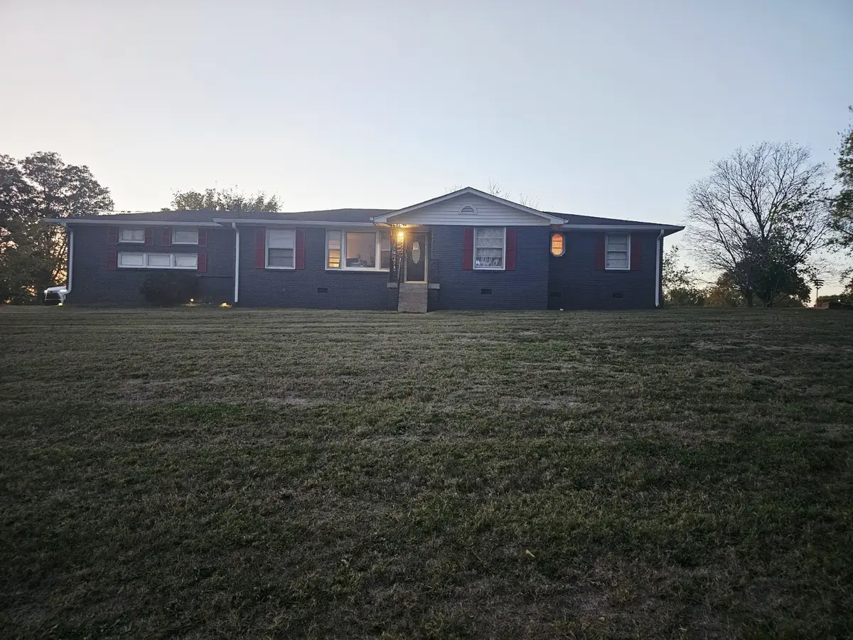 4060 Yoest Dr, Nashville, TN 37207 - Image #1