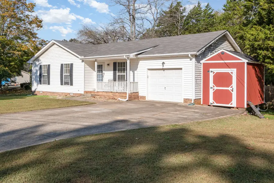 3505 Hunters Rdg, Woodlawn, TN 37191 - Image #3