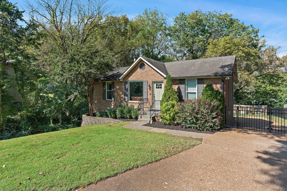 5005 Ashley Dr, Nashville, TN 37211 - Image #1