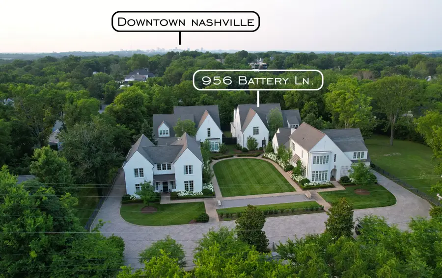 956 Battery Ln, Nashville, TN 37220 - Image #2