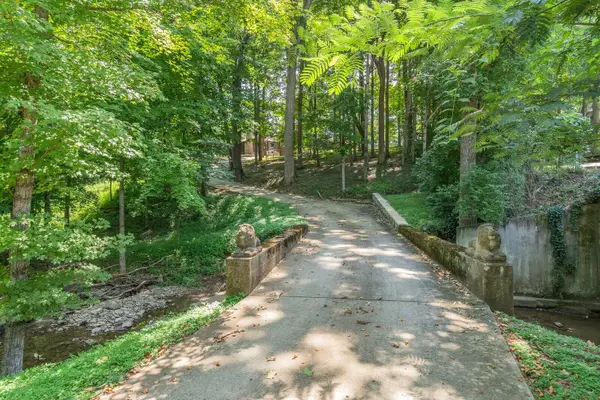 711 Hill Rd, Brentwood, TN 37027