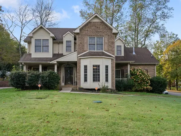 1231 Kensington Ct, Clarksville, TN 37043