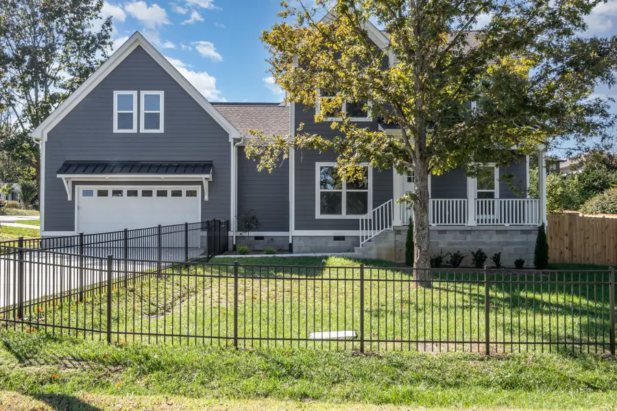 419 Croley Dr, Nashville, TN 37209 - Image #2