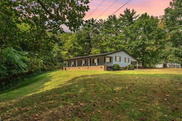 977 Weeping Willow Rd, Hendersonville, TN 37075