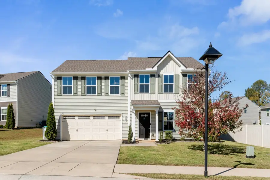 2023 Brokeshire Dr, White House, TN 37188 - Image #2