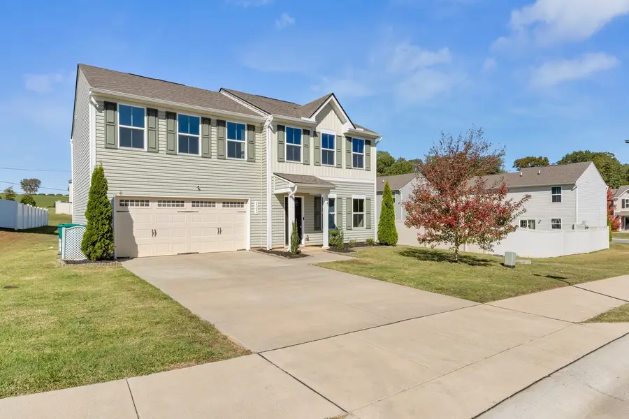 2023 Brokeshire Dr, White House, TN 37188 - Image #3