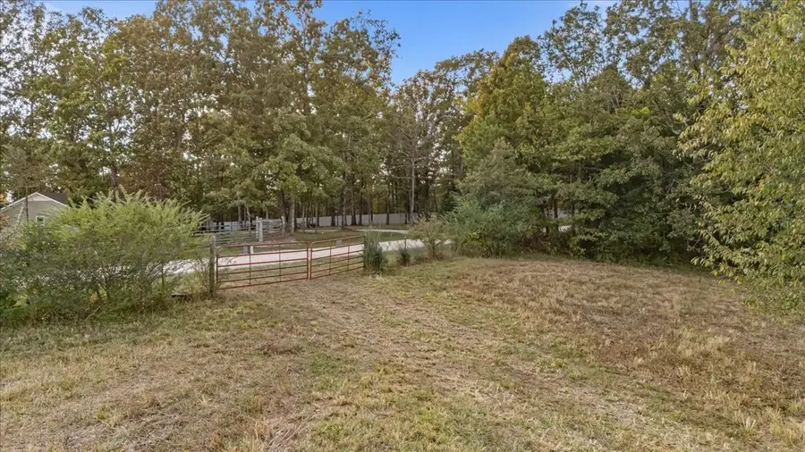 1849 Humphreys Co Line Rd, Dickson, TN 37055 - Image #2