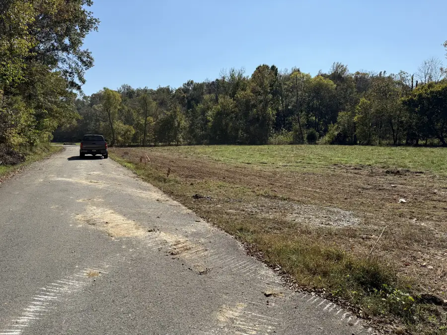 0 Johnnie Rd, Indian Mound, TN 37079 - Image #3