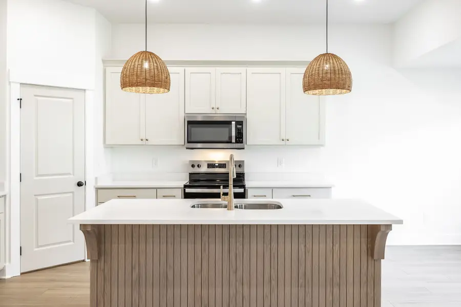 2106 Rylee Way, Greenbrier, TN 37073 - Image #3