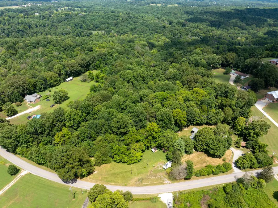 1374 Deal Rd, Burns, TN 37029 - Image #3