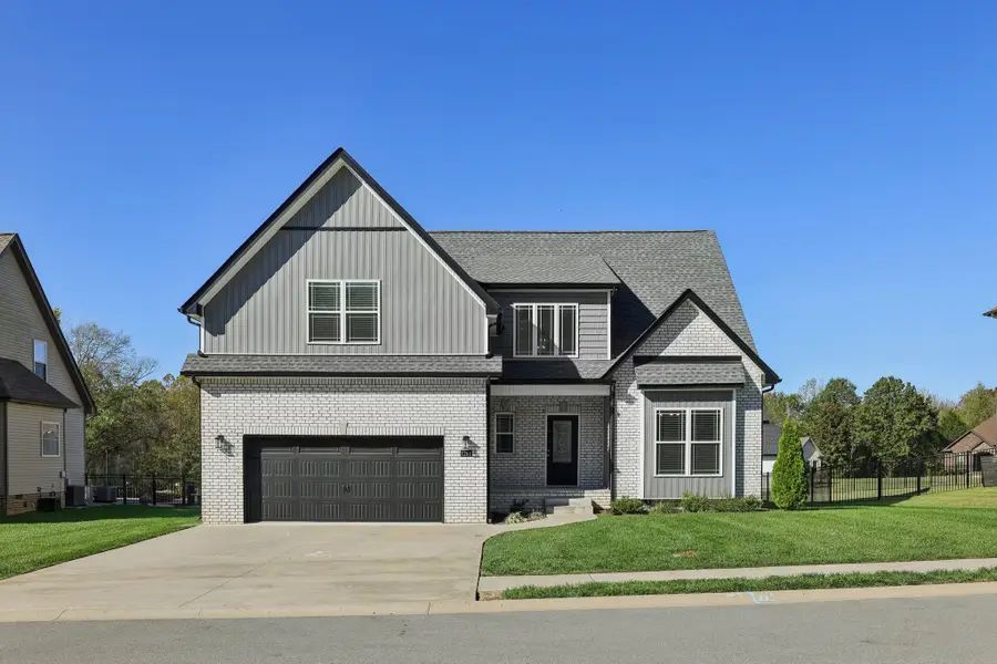 1266 Highgrove Ln, Clarksville, TN 37043 - #2