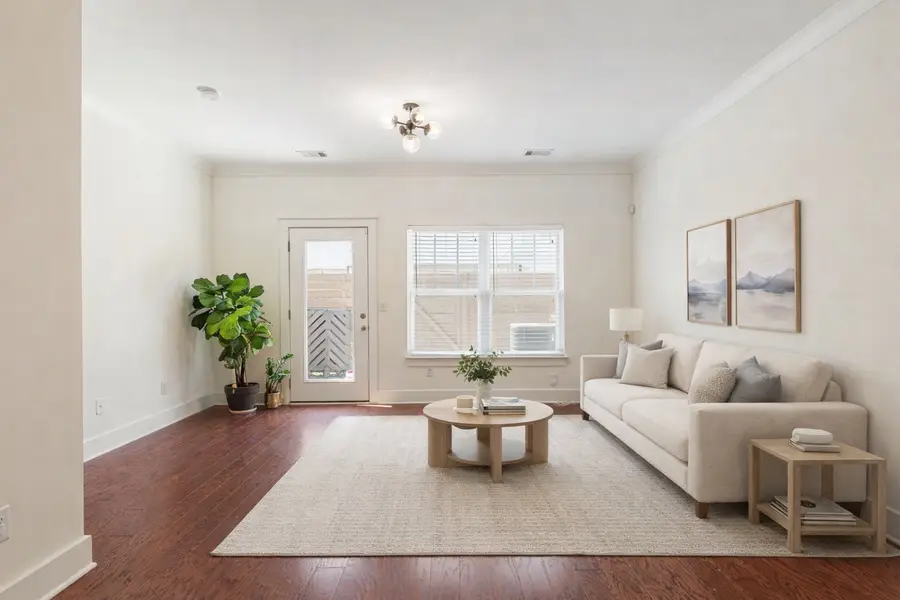 414 W Mill Dr, Nashville, TN 37209 - Image #2