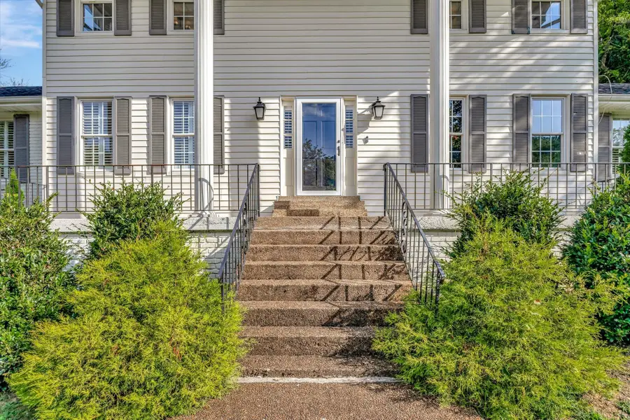 116 Century Oak Dr, Franklin, TN 37069 - Image #2