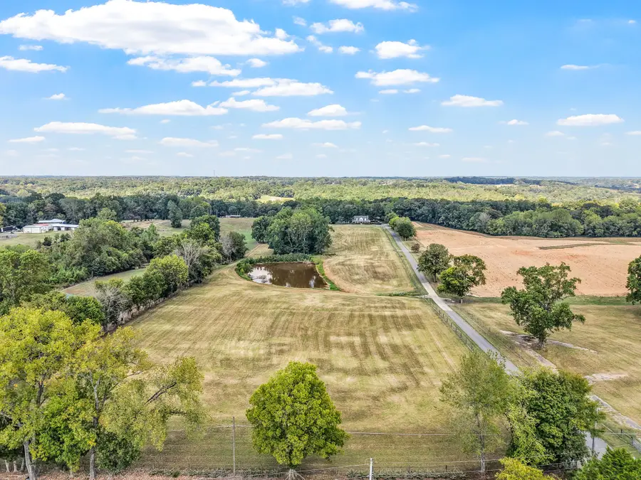 2834 Mosley Ferry Rd, Ashland City, TN 37015 - Image #3