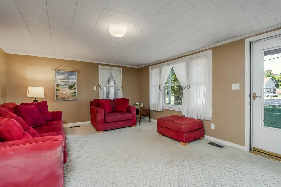 2634 Pine Grove Rd, Spencer, TN 38585 - #3