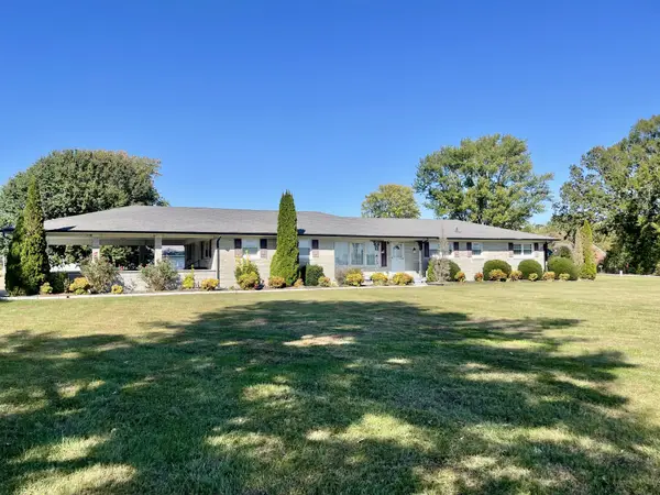 858 Ethridge Red Hill Rd, Lawrenceburg, TN 38464