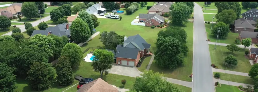 508 Redstone Dr, Gallatin, TN 37066 - #2