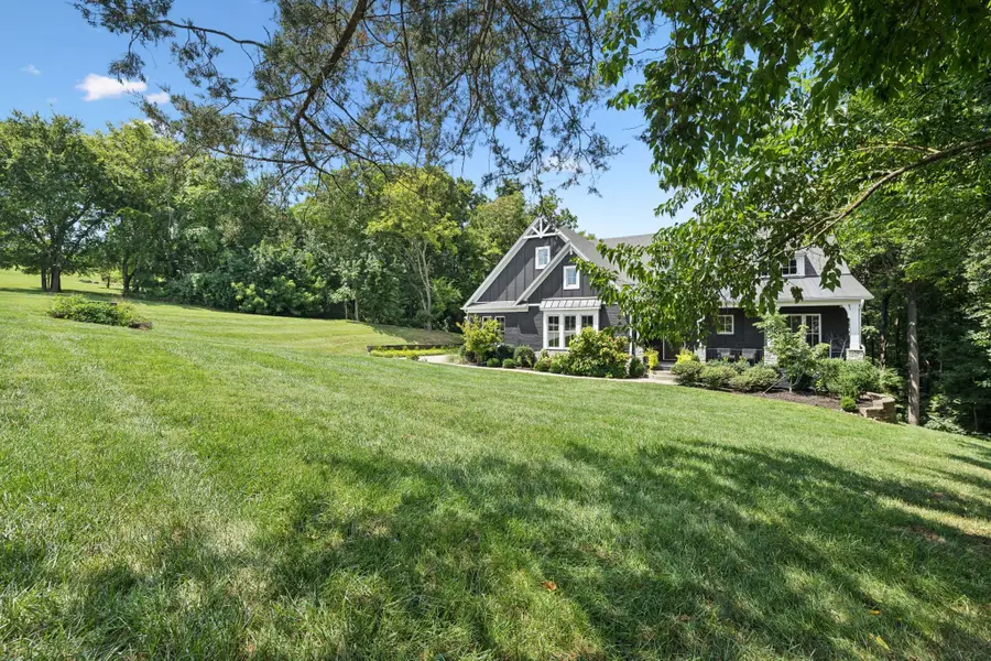 1201 Saddle Springs Dr, Thompsons Station, TN 37179 - Image #2