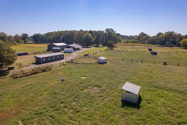 130 Cooper Anderson Rd, Jackson, TN 38305