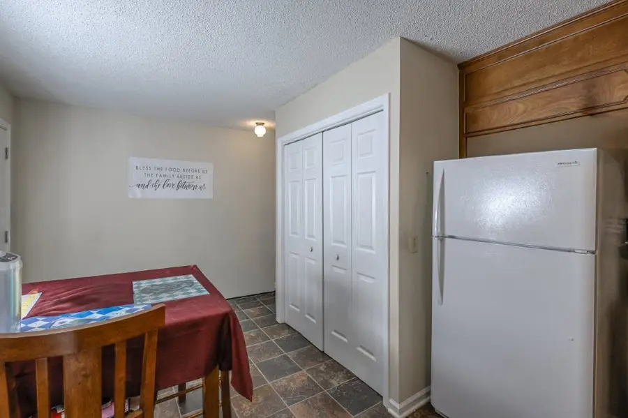 222 Carter Street, Shelbyville, TN 37160 - Image #3