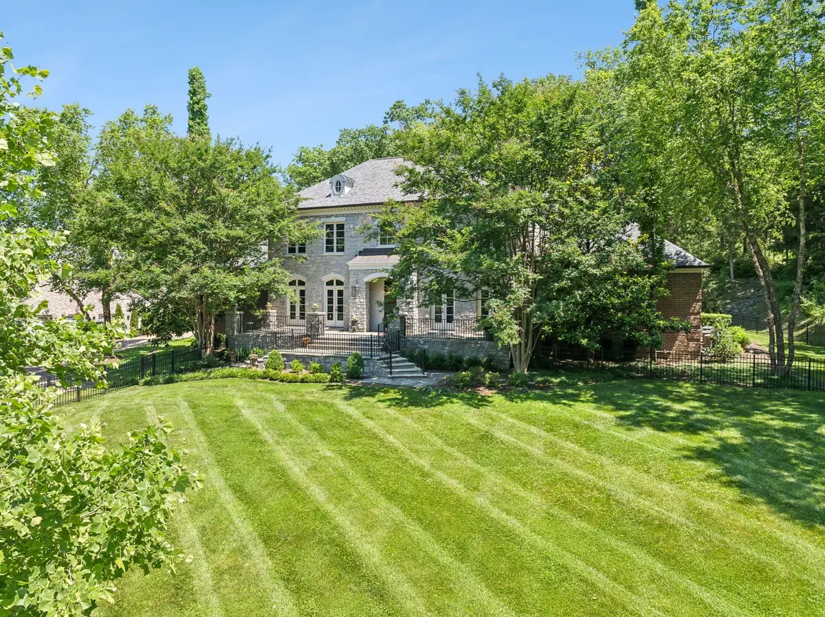 1810 Tyne Blvd, Nashville, TN 37215 - Image #1