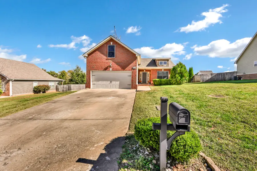 3027 Outfitters Dr, Clarksville, TN 37040 - #2