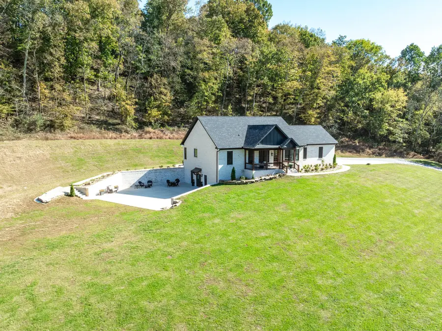 564 Mt Olive Cemetery Rd, Lynnville, TN 38472 - Image #2