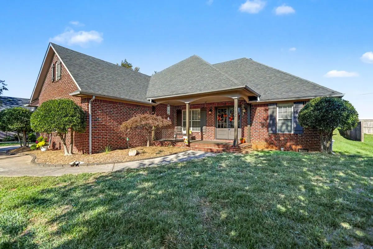 122 Cross Hall Loop, Bowling Green, KY 42104 - Image #1