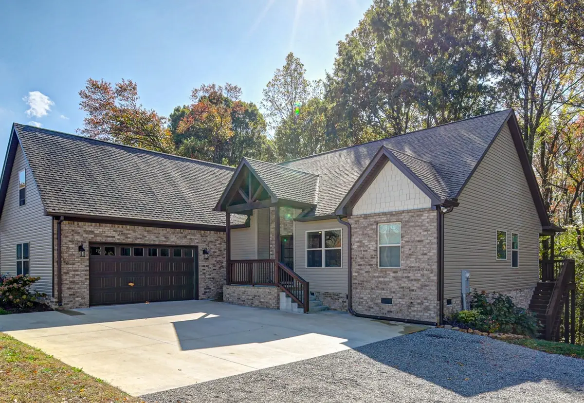 737 Shun Pike, Cottontown, TN 37048 - Image #1