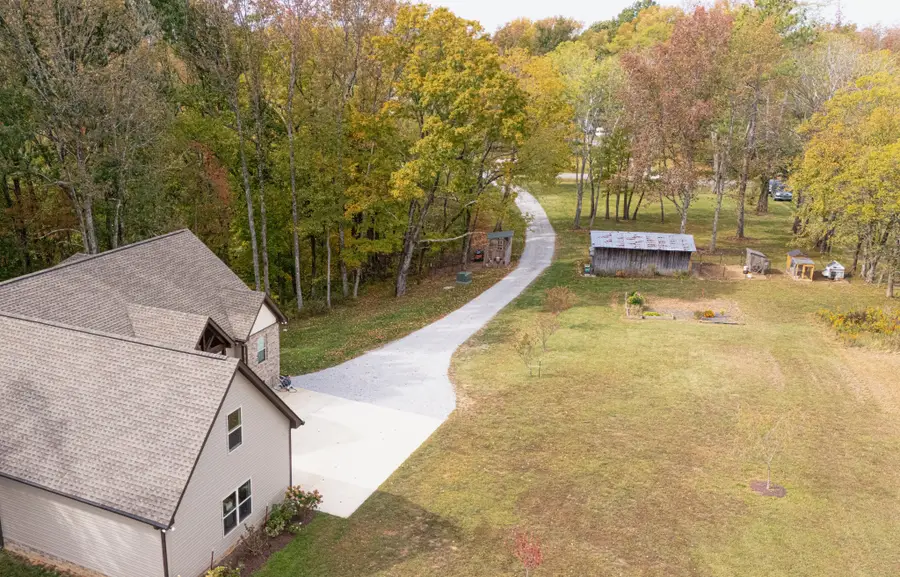 737 Shun Pike, Cottontown, TN 37048 - Image #3