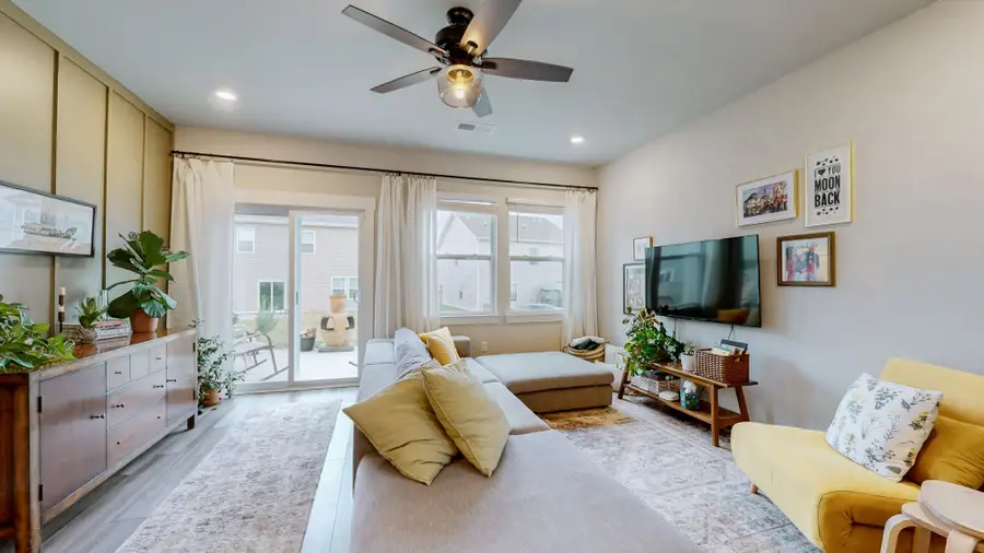 1004 Baltusrol Ln, Lebanon, TN 37087 - #2