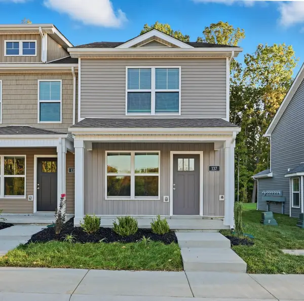 137 Quarry Point Dr #C137, Clarksville, TN 37043