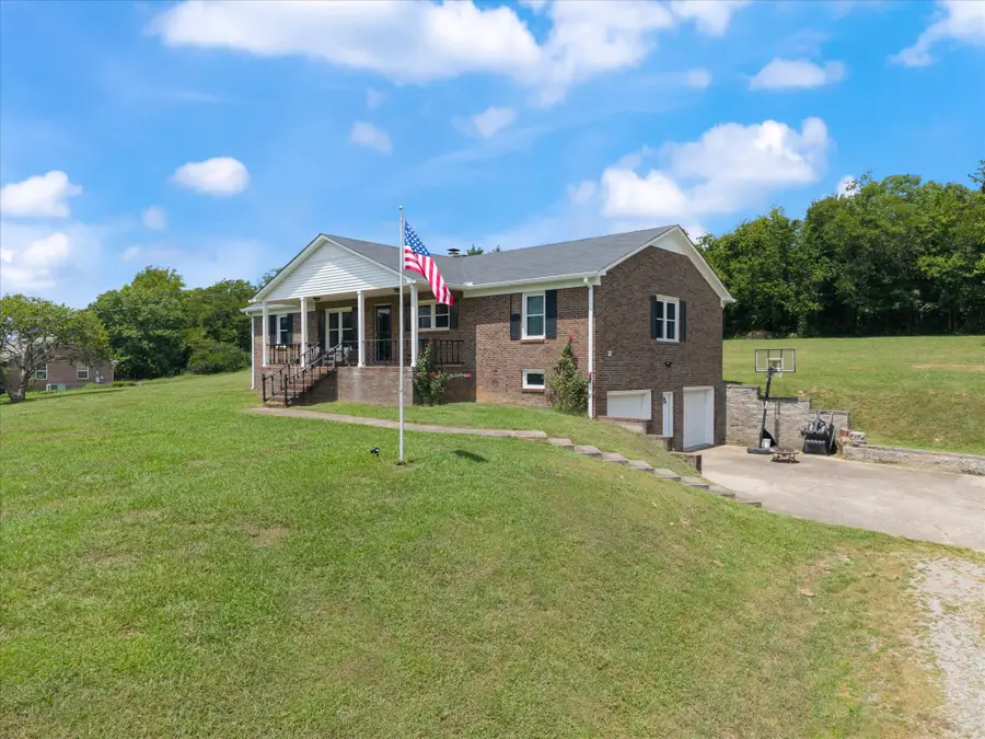 2044 Jennifer Ln, Lewisburg, TN 37091 - Image #3