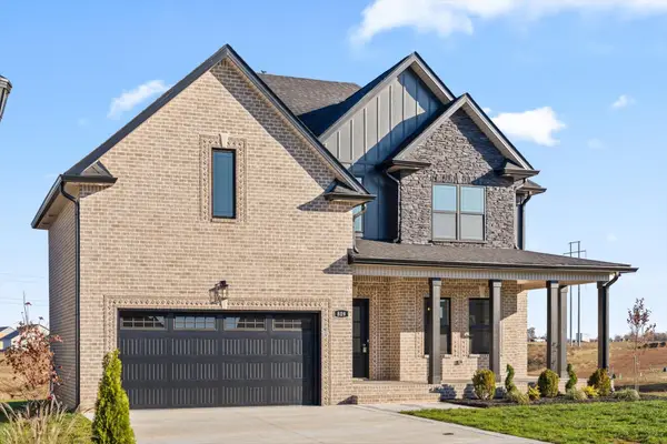 809 Willowicke Drive, Clarksville, TN 37043