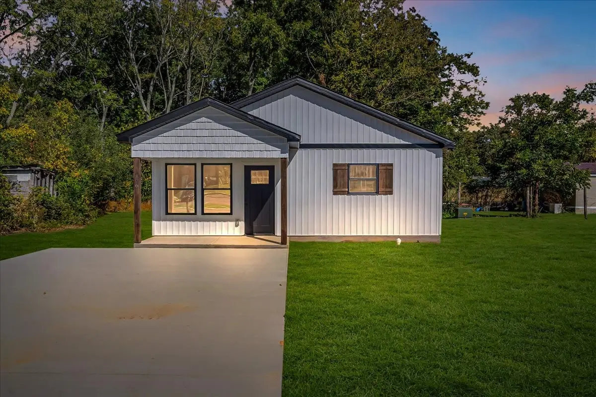 406 N College St, Tullahoma, TN 37388 - Image #1