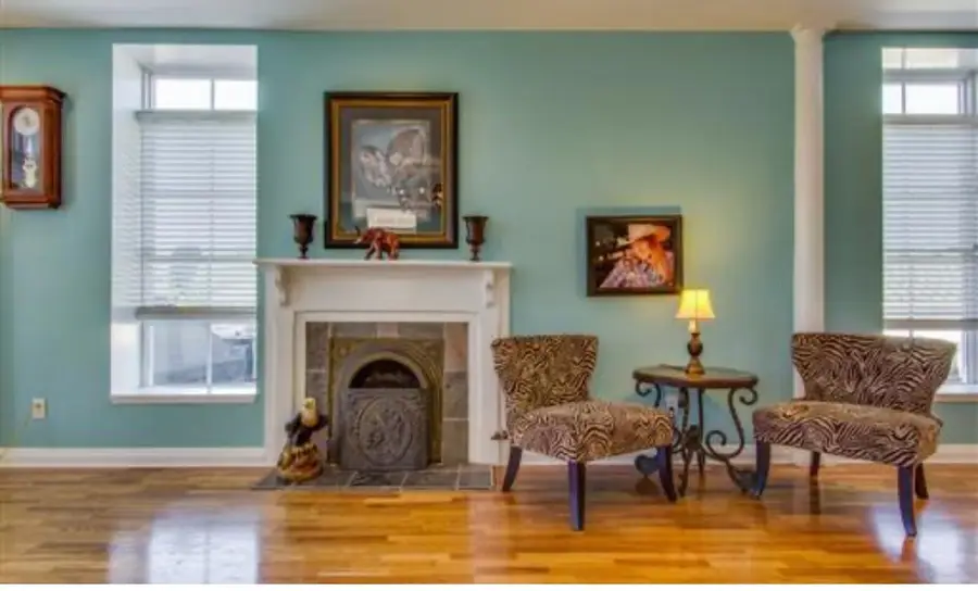 106 Tennessee Ave S, Cowan, TN 37318 - #2