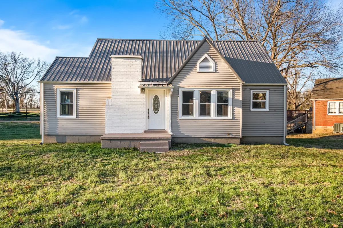 508 Lewis Ave, Shelbyville, TN 37160 - Image #1