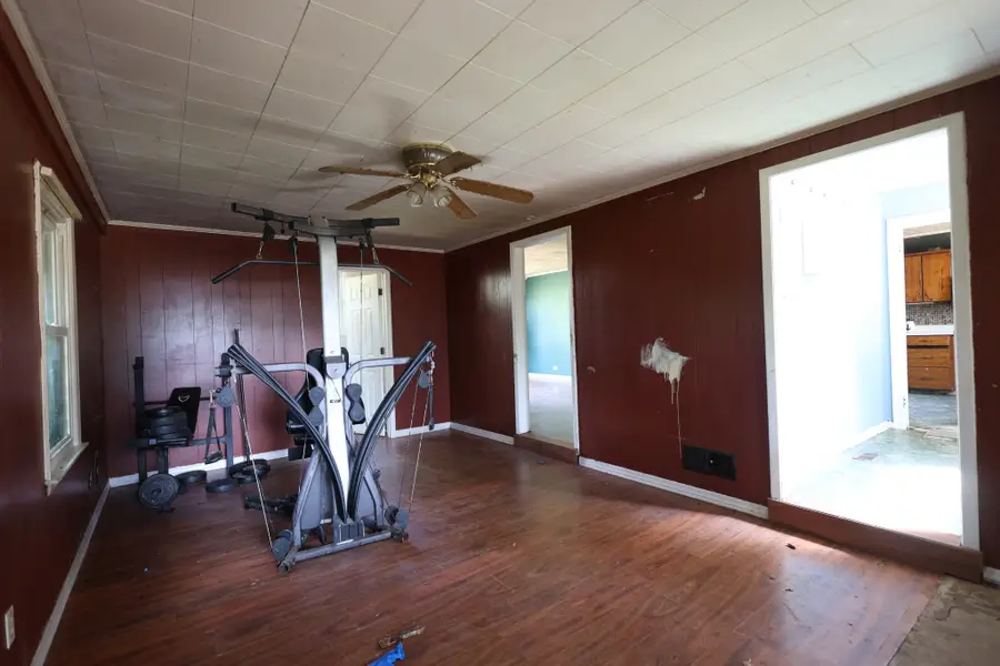 162 Factory St, Camden, TN 38320 - Image #2