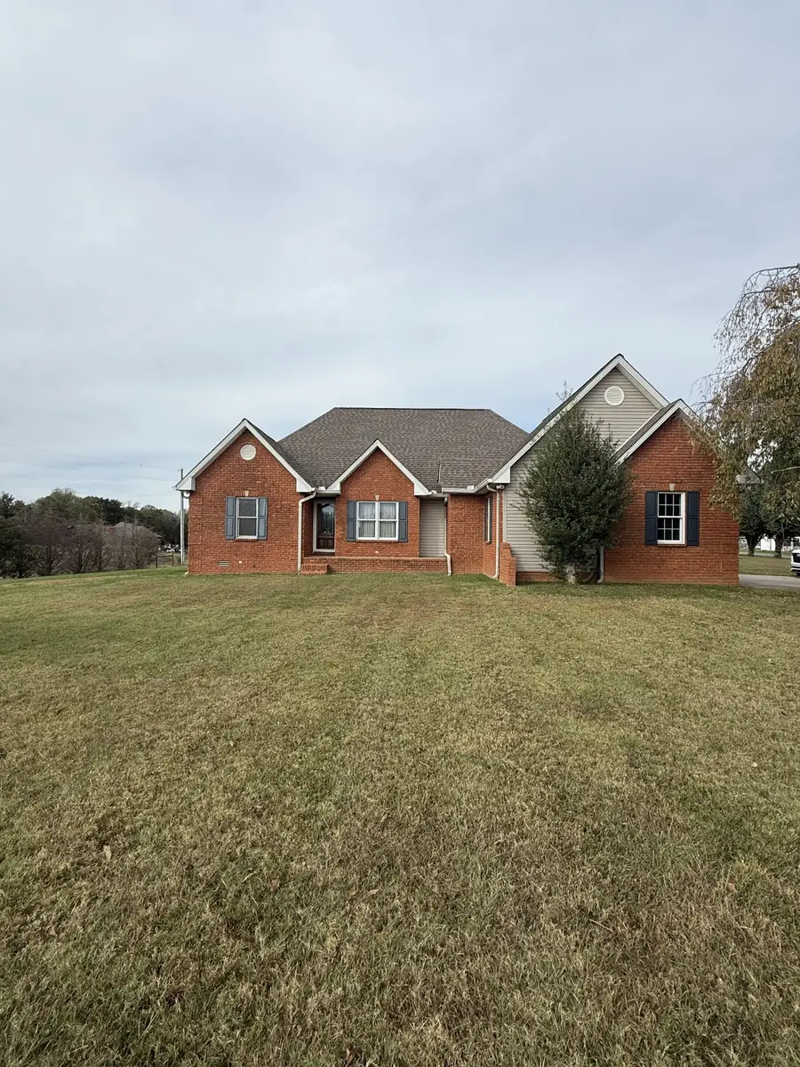 6606 Highway 52 W, Lafayette, TN 37083 - Image #2