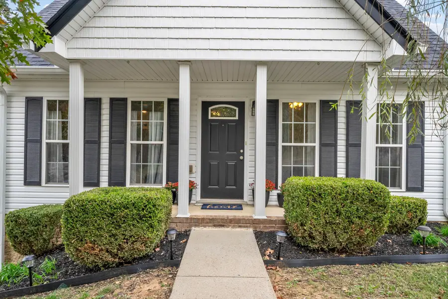 417 Zurich Ct, Clarksville, TN 37040 - #3