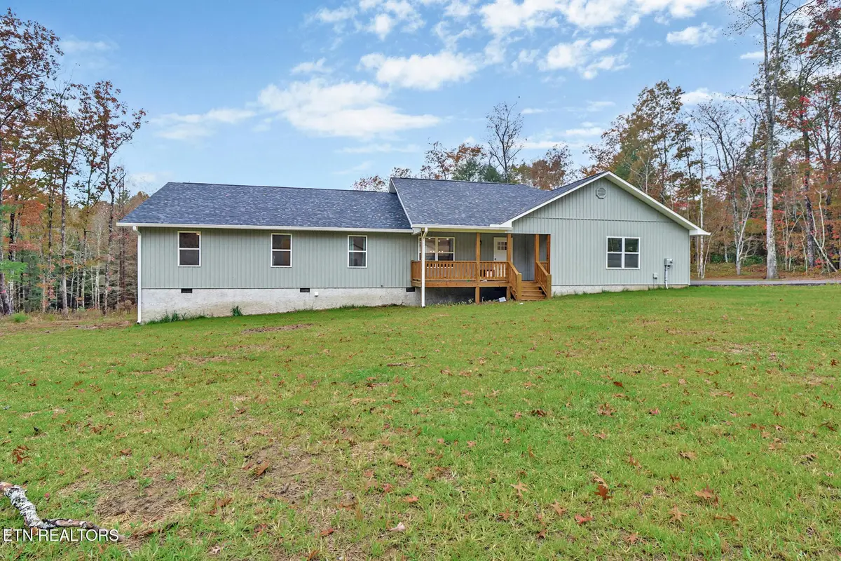 172 Creekview Court, Jamestown, TN 38556 - Image #1