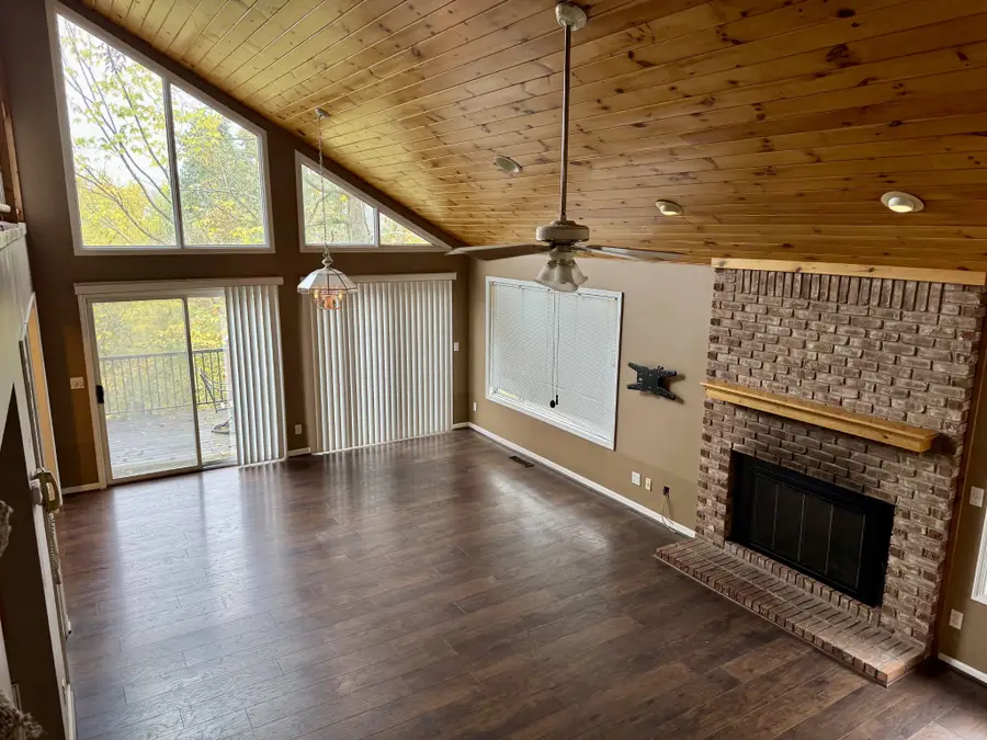 1052 Cherokee Dr, Smithville, TN 37166 - Image #2