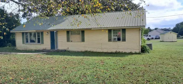 8165 Jim Cummings Hwy, Bradyville, TN 37026