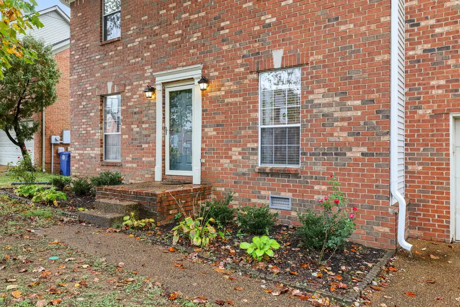 617 Independence Dr E, Franklin, TN 37067 - Image #3