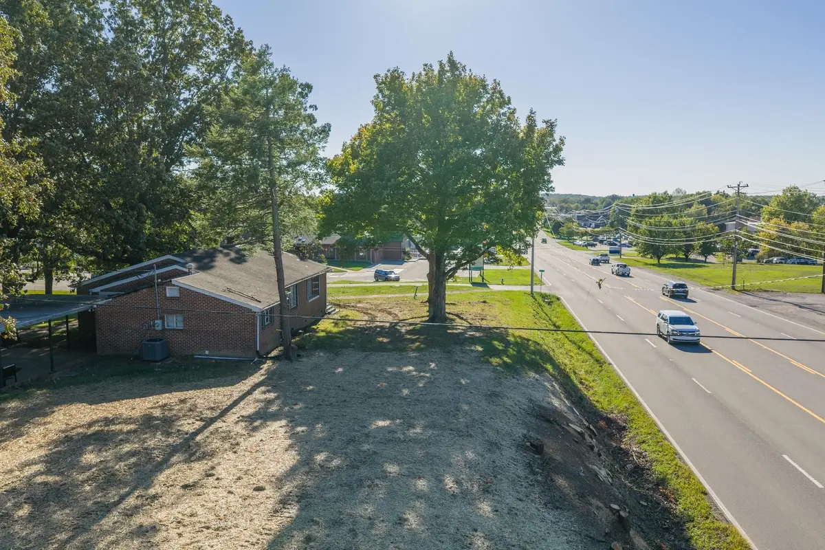 101 Sunset Rd, Dickson, TN 37055 - Image #1