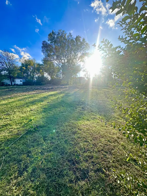 825 21st Ave N, Nashville, TN 37208