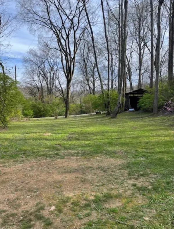 8552 Cub Creek Rd, Nashville, TN 37209